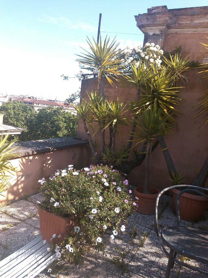 Elegant Attic With Terrace 1 Mt Subway. Nidoluisa Appartement *